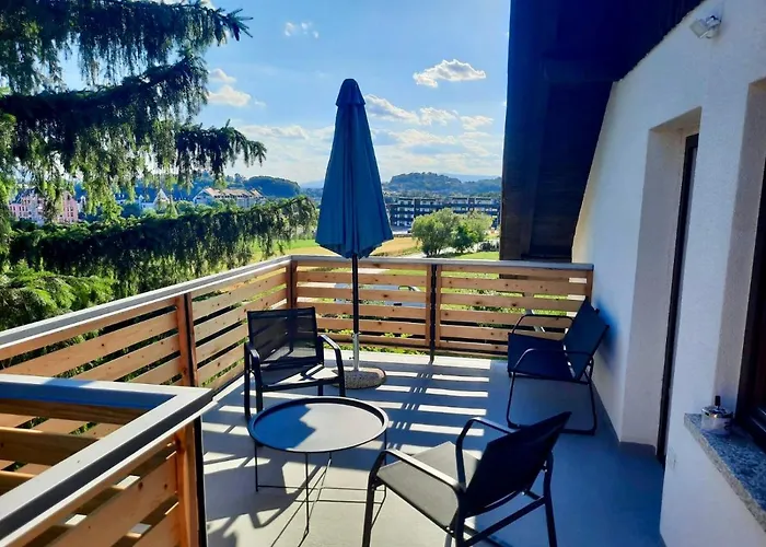 Optim Hiša za goste 3*