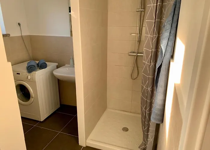 Optim Πανσιόν 3*