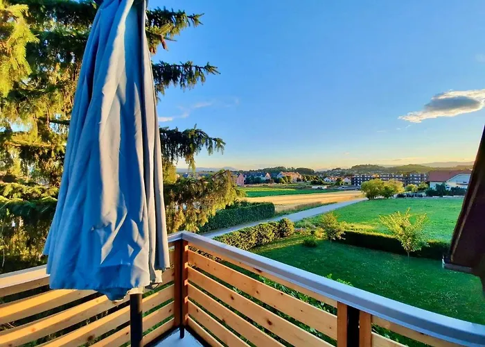 Optim Hiša za goste 3*